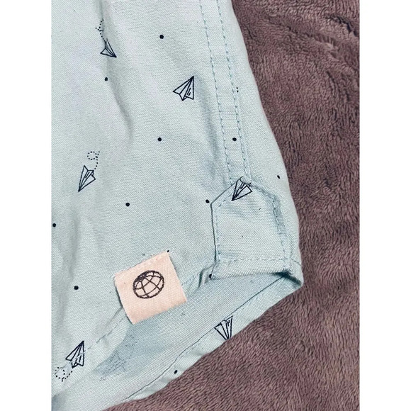 Free Planet SZ Large Short Sleeve Button Down Shirt Light Blue Paper Airplane - Picture 6 of 7